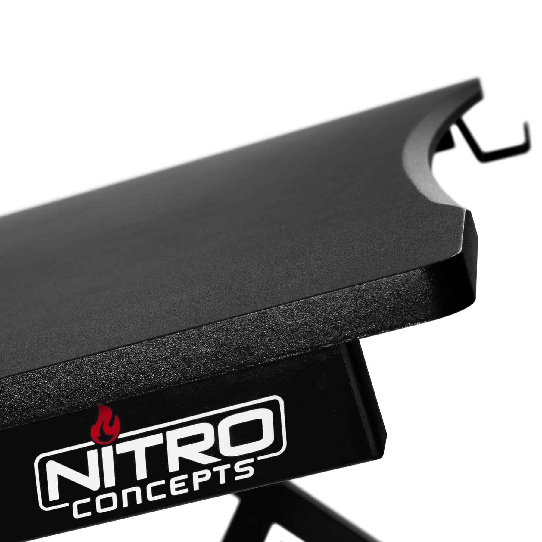Gamer asztal Nitro Concepts D12 1160 x 750 mm Fekete