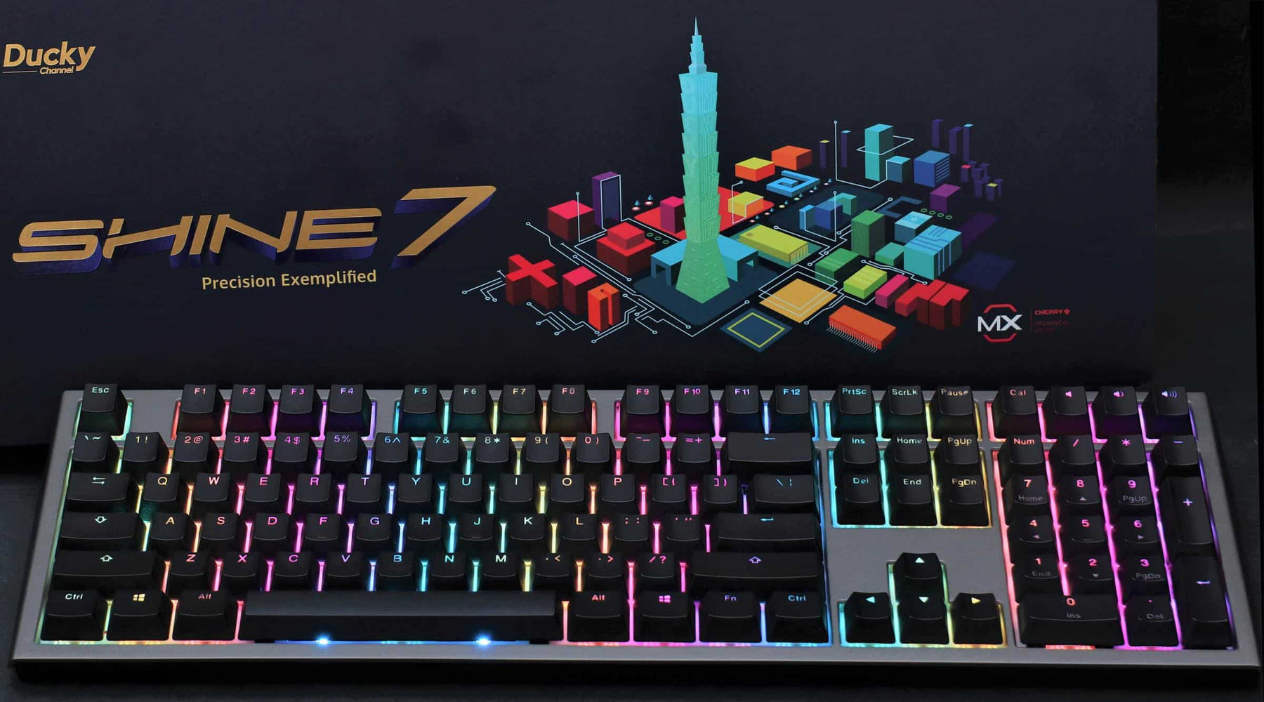 Billentyűzet Ducky Shine 7 Gunmetal MX Blue RGB LED Angol (US) Fekete/Szürke + ajándék tartó