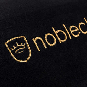 Noblechairs fekete / arany párnakészlet